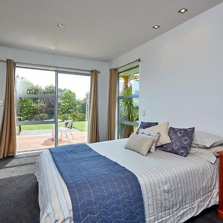 Villa Bellbird Scenic Retreat - Views Of Alps And Ocean à Kaikoura Extérieur photo