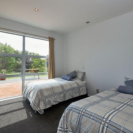 Villa Bellbird Scenic Retreat - Views Of Alps And Ocean à Kaikoura Extérieur photo